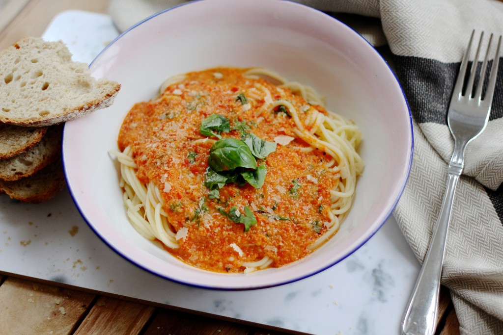 pasta met geroosterde paprika