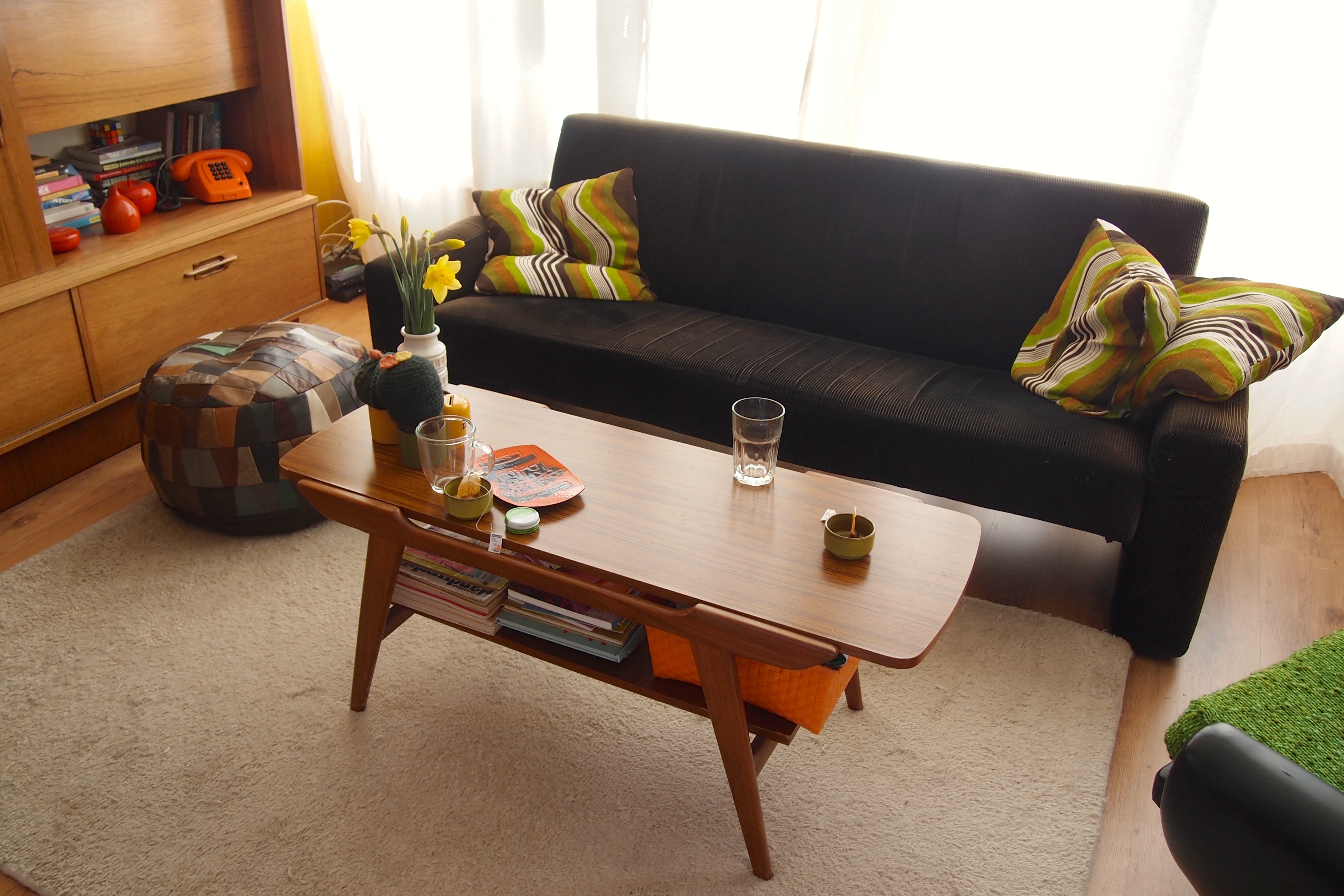 Woonkamer jaren 60: woonkamer jaren gave industrieel vintage kast ...