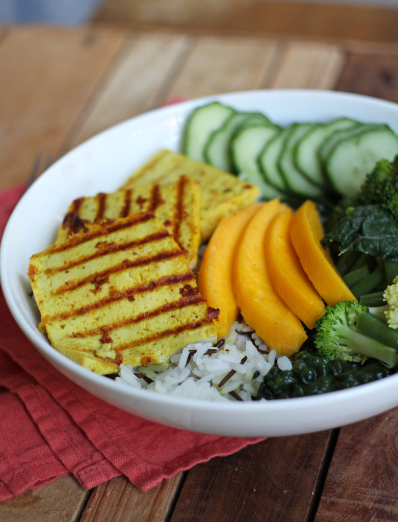 Curry mango tofu bowl - De Groene Meisjes