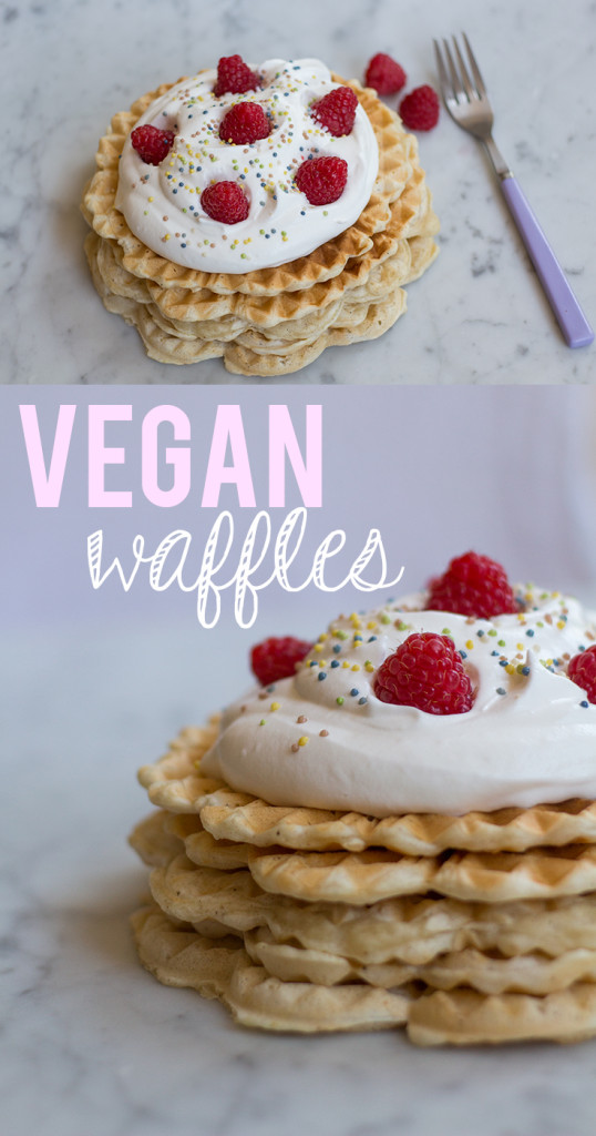 Who said you can't enjoy some amazing waffles when you are vegan?! 2 recipes: the healthy and not-so-healthy version!